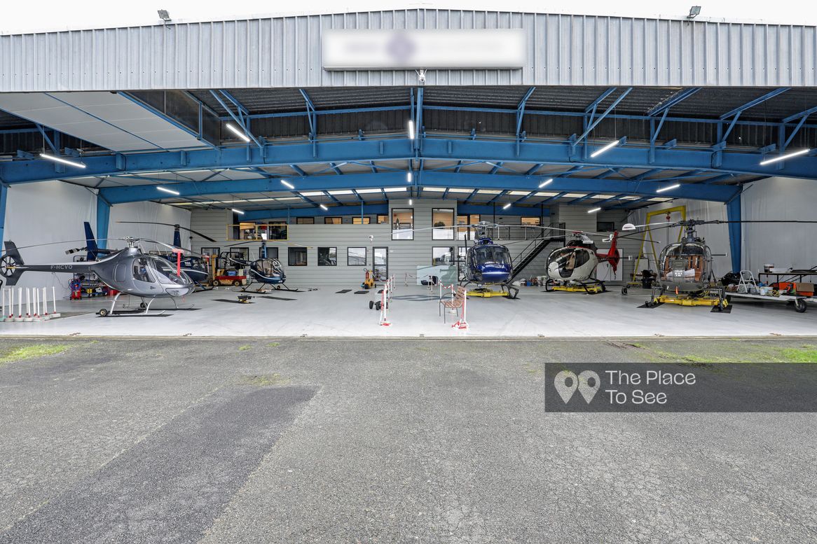 Hangar