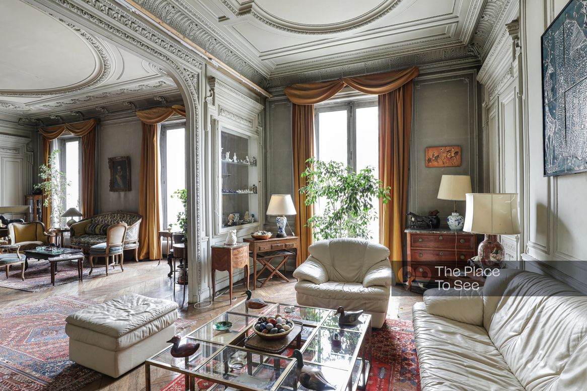 Salon
