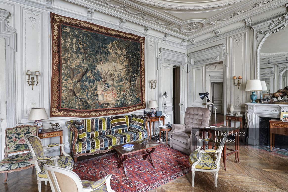Salon