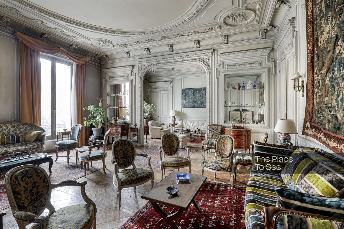 Salon