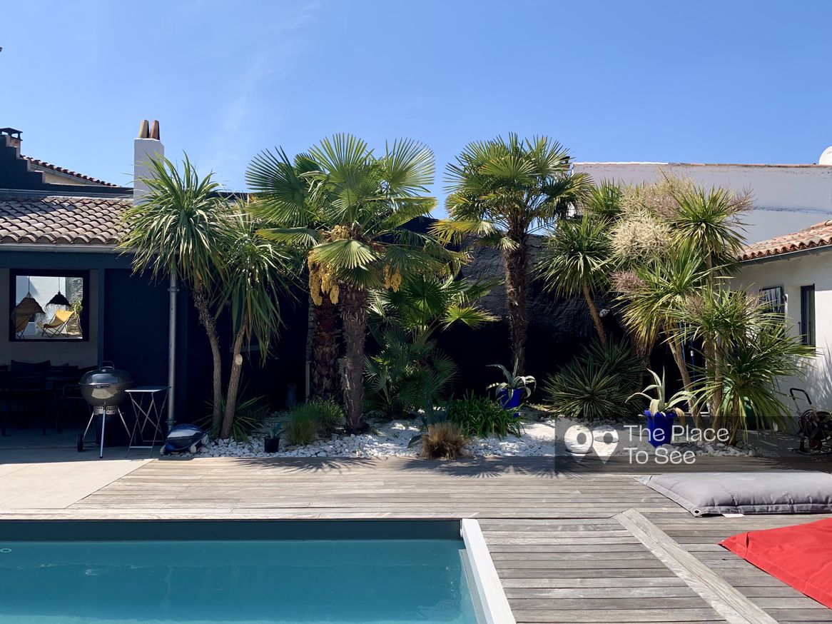 Piscine extérieure