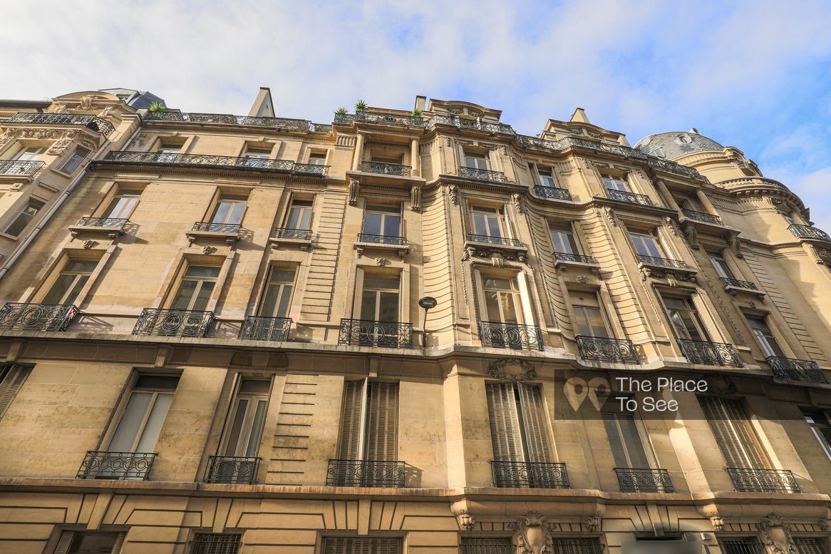 Façade