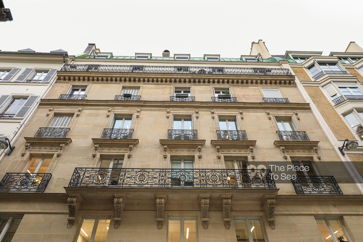Façade