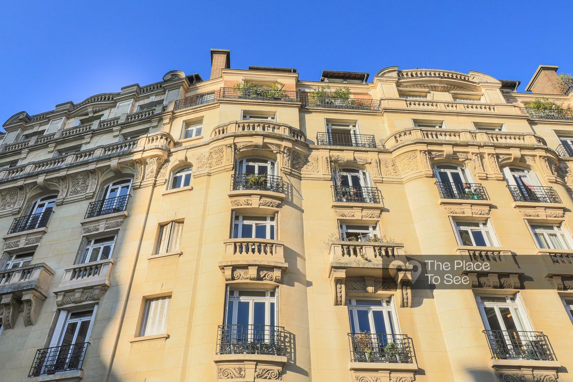 Façade