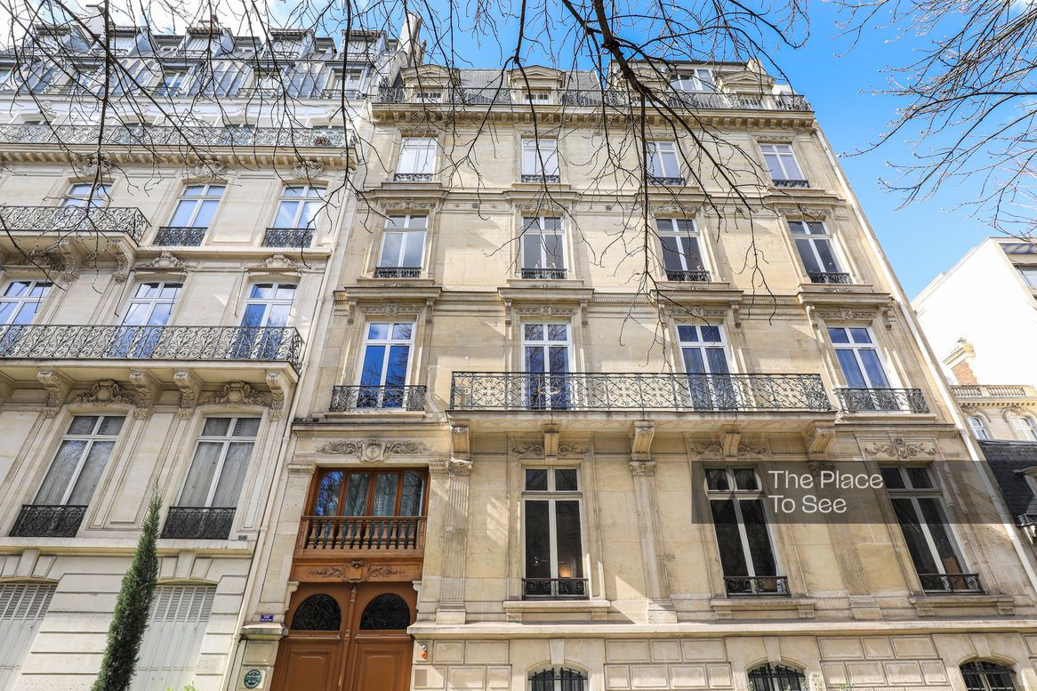 Façade