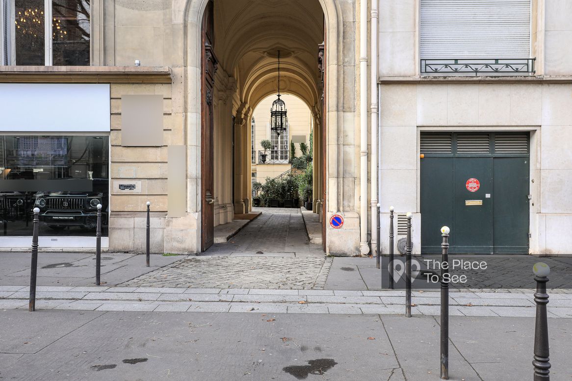 Façade