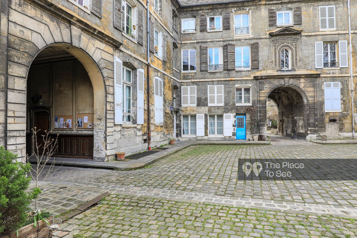 Façade