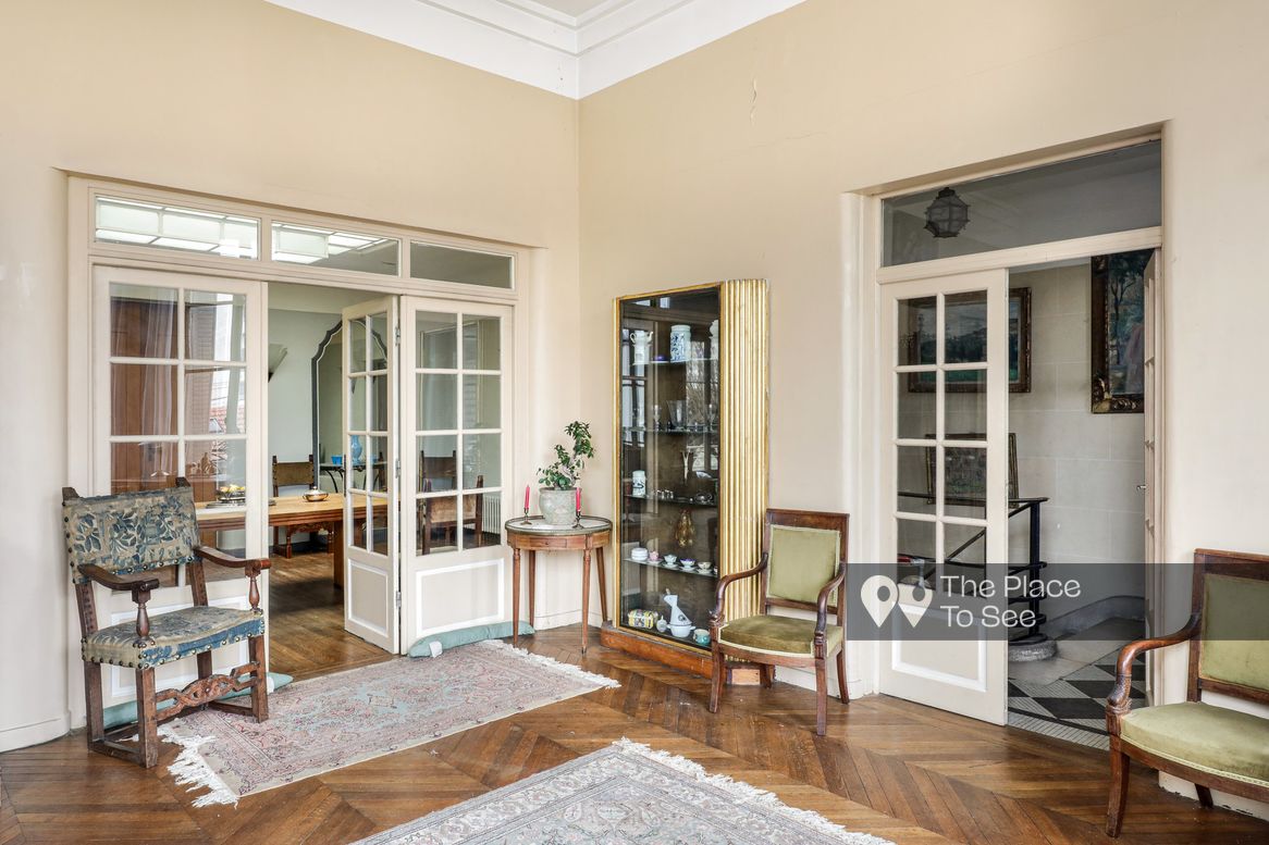 Salon