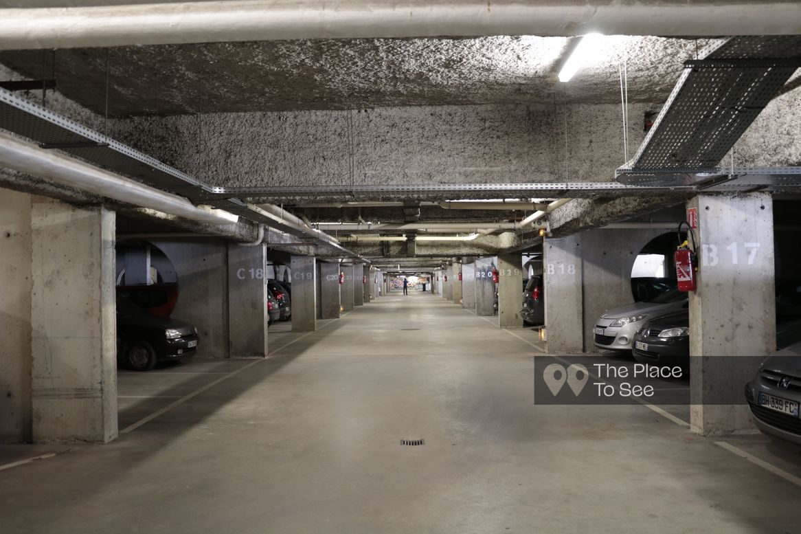 Parking Exterieur