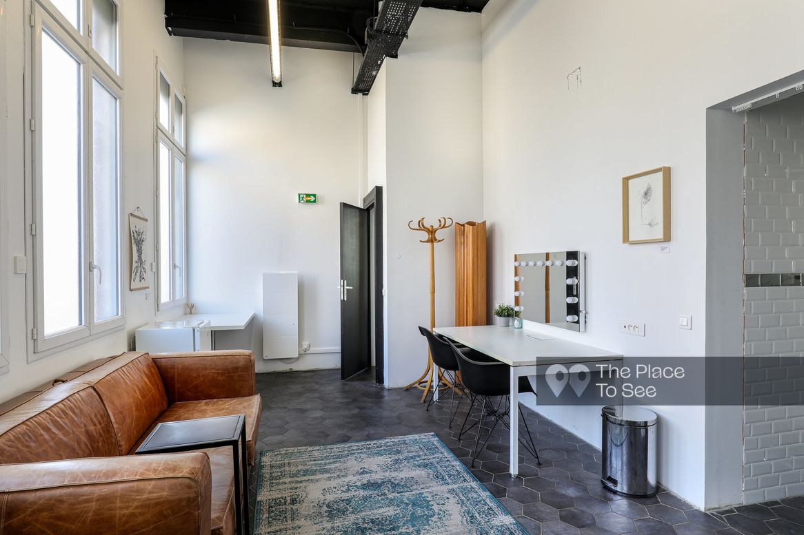 Loge