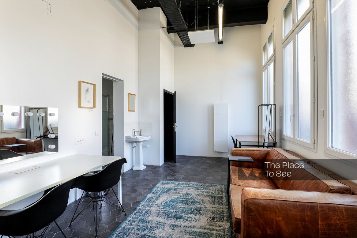 Loge