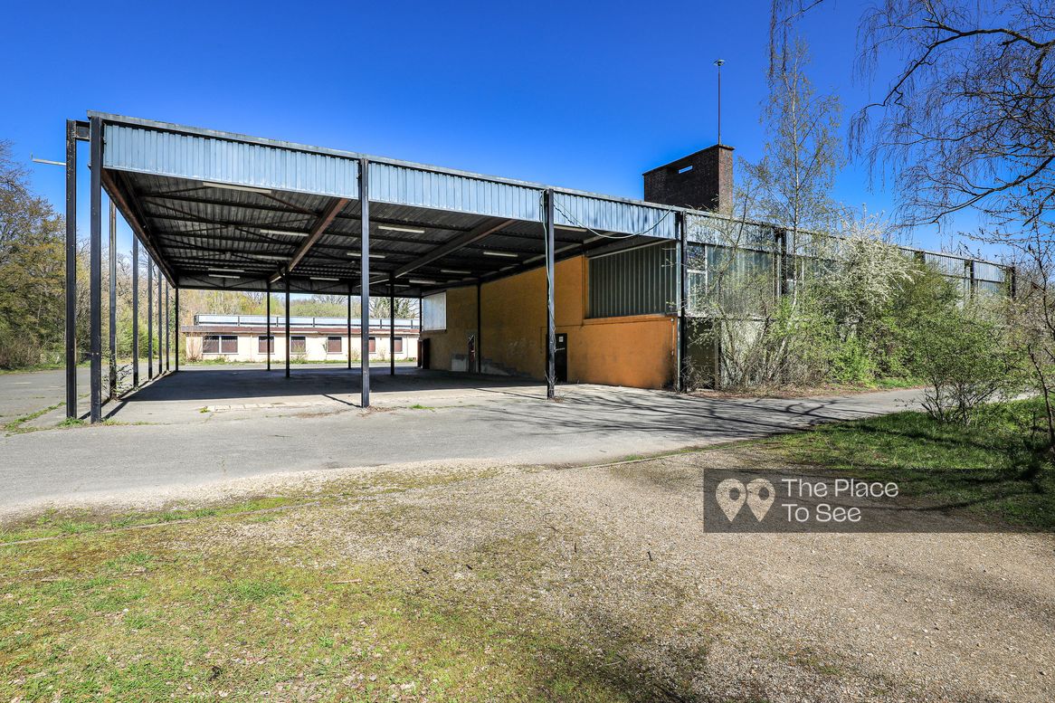 Hangar