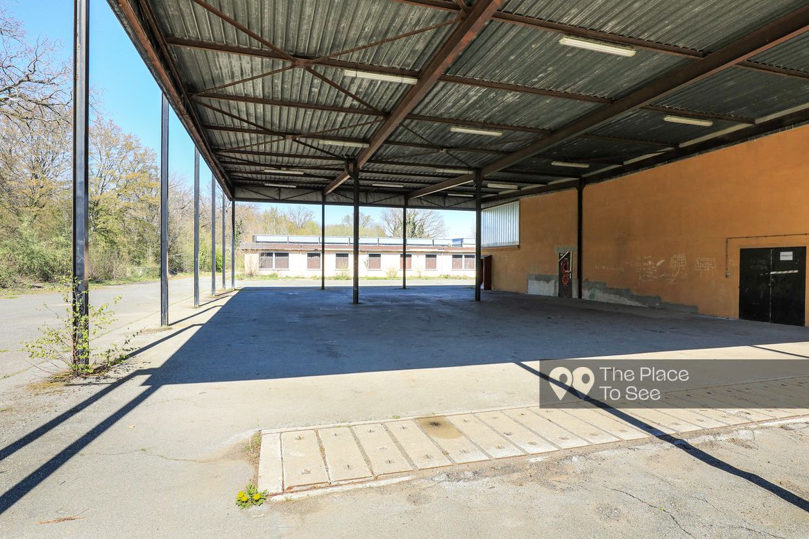 Hangar