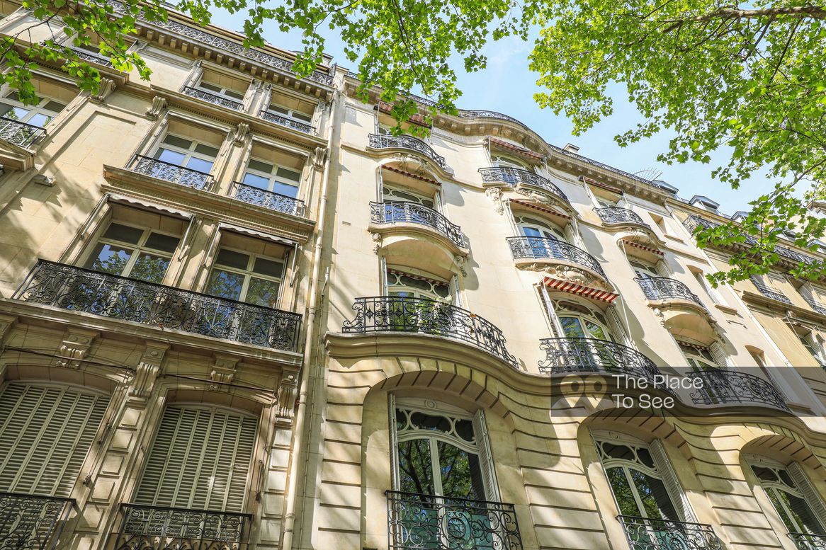 Façade