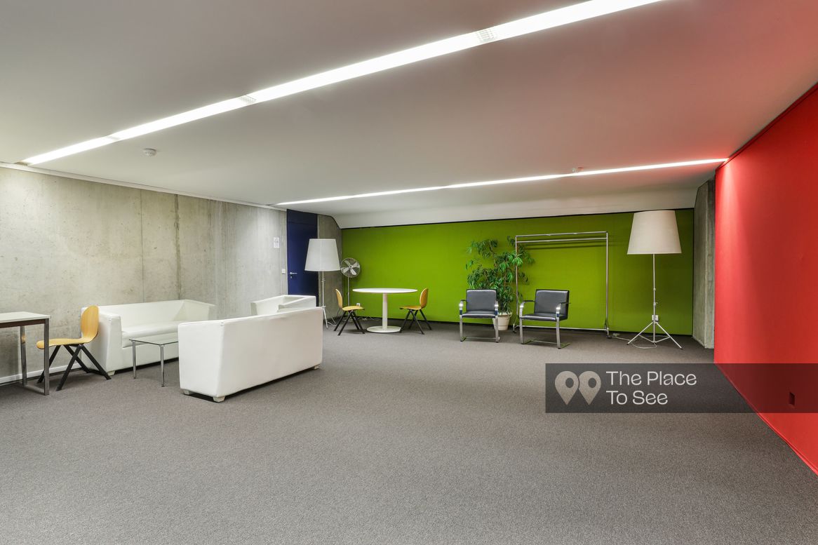 Loge