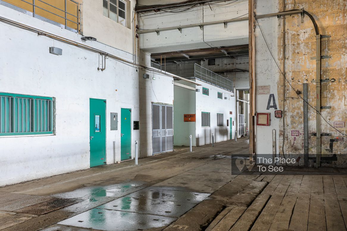 Hangar