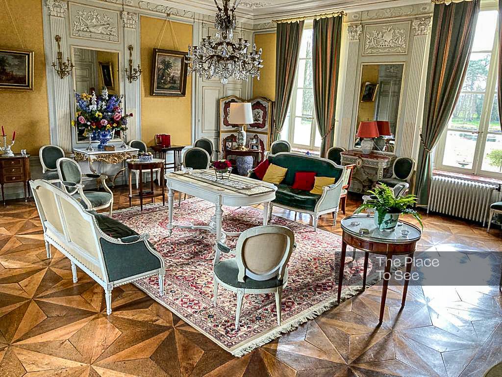 Salon
