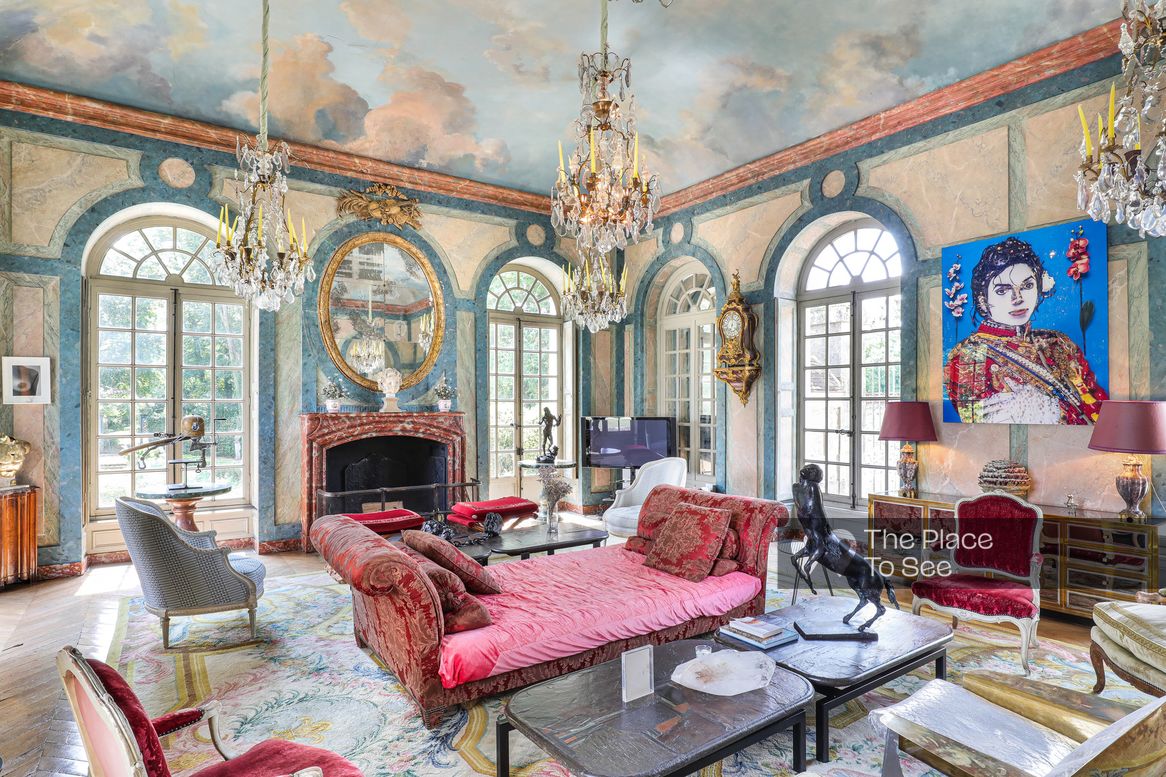Salon