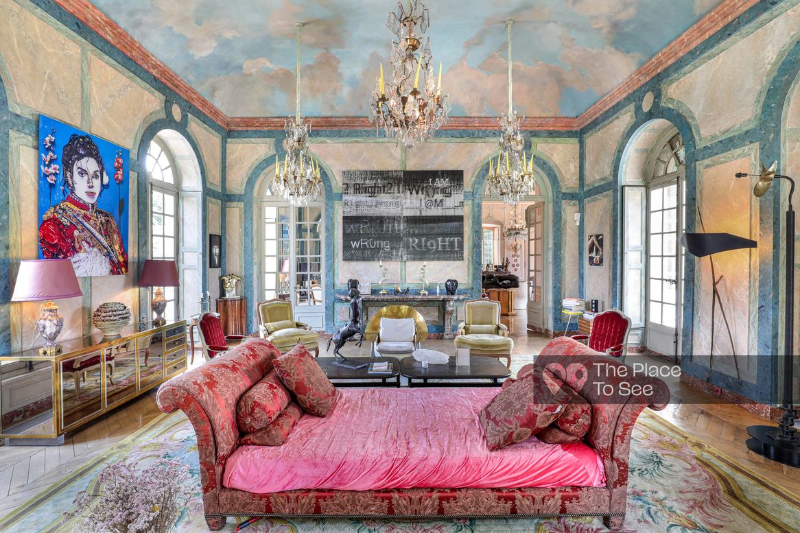 Salon