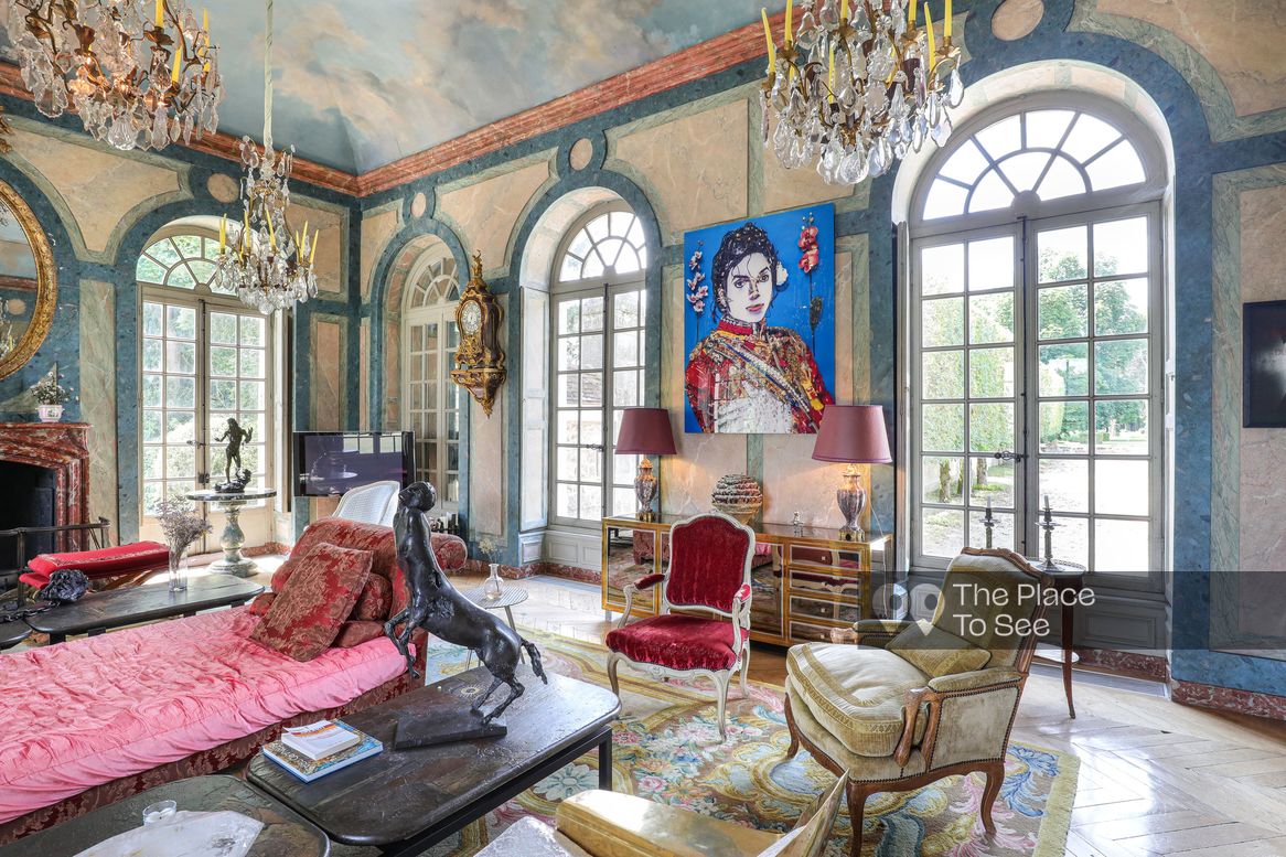 Salon