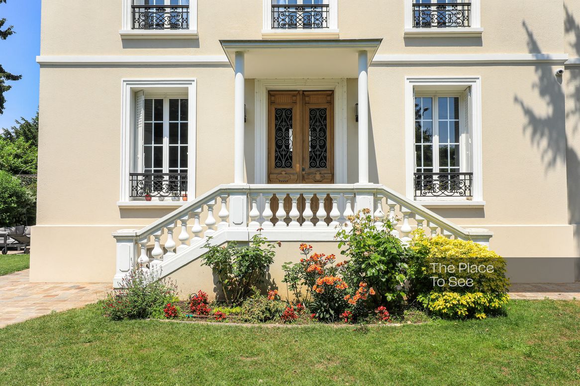 Façade