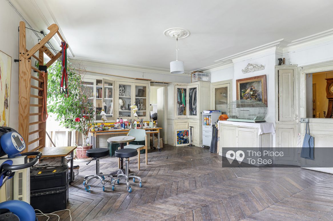 Salon