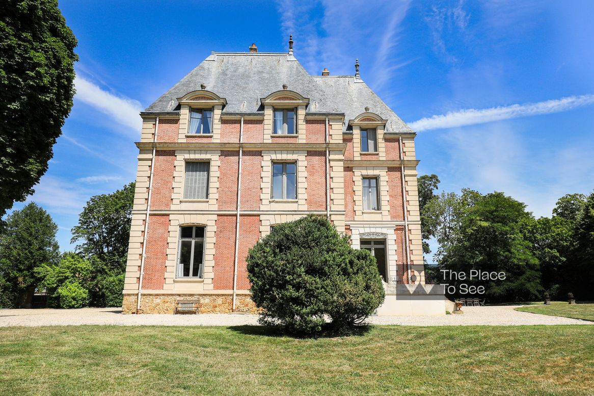 Façade