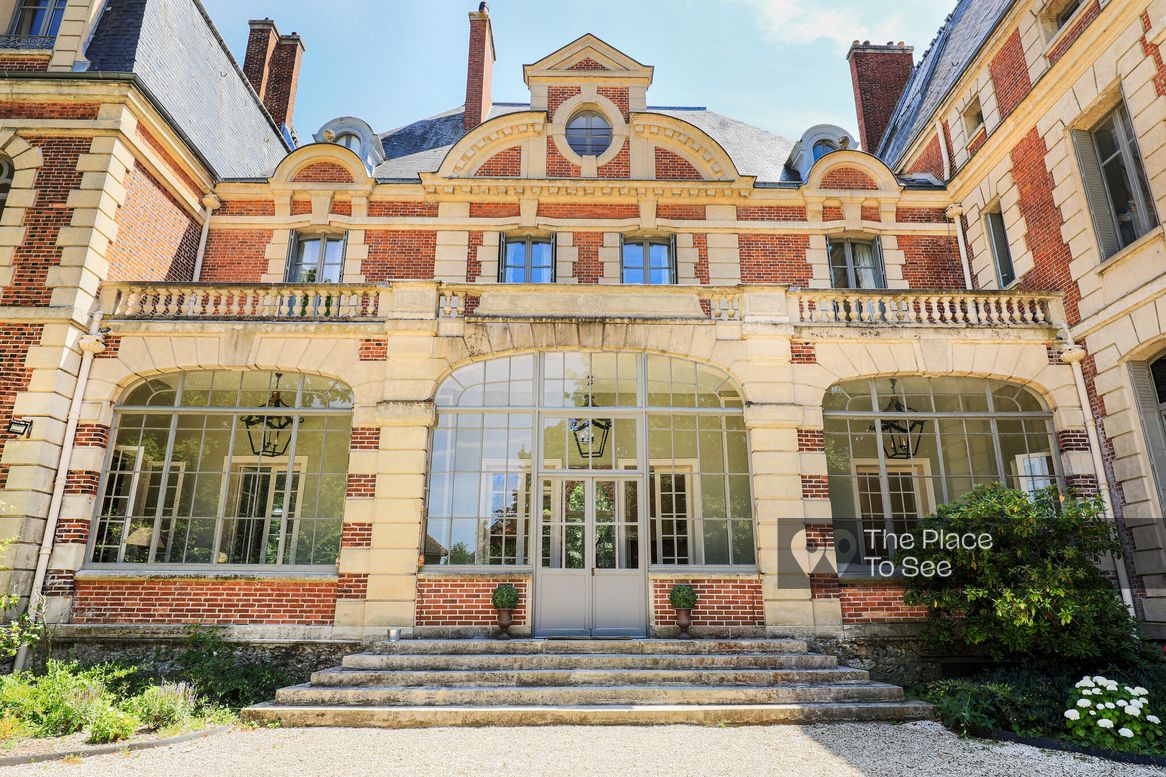 Façade