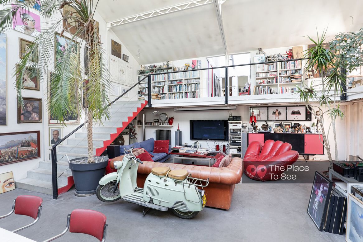 Salon