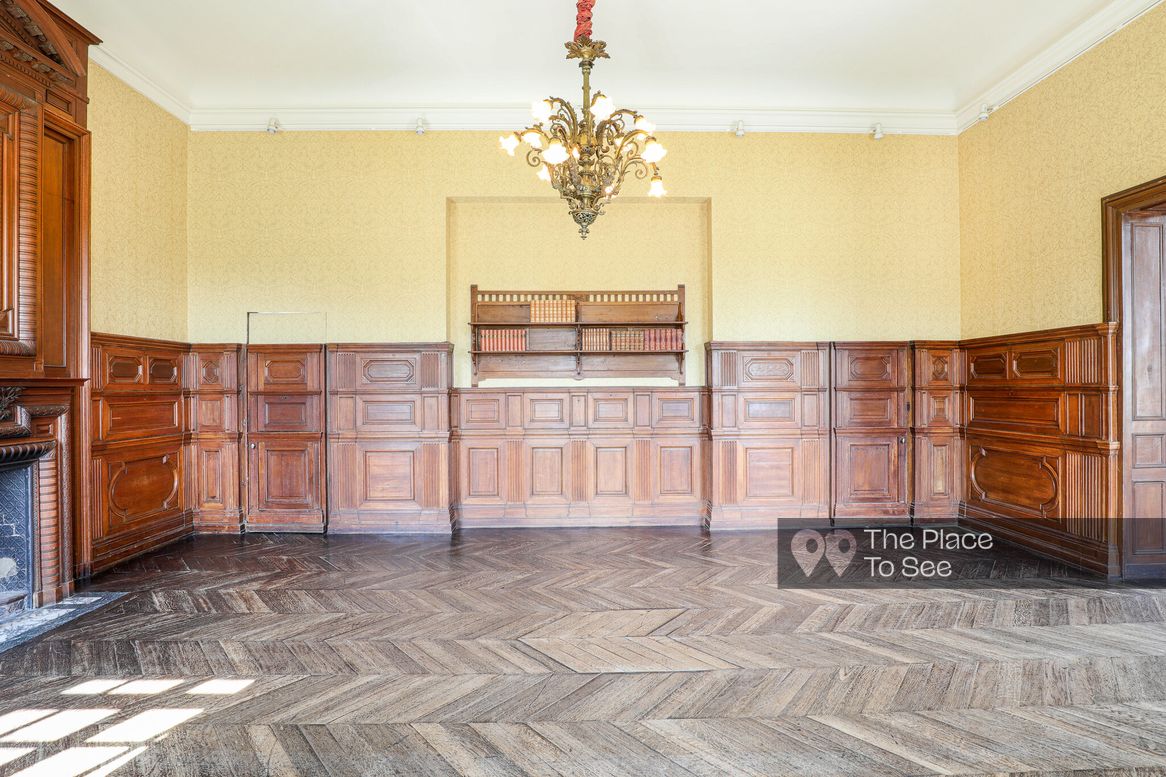 Salon