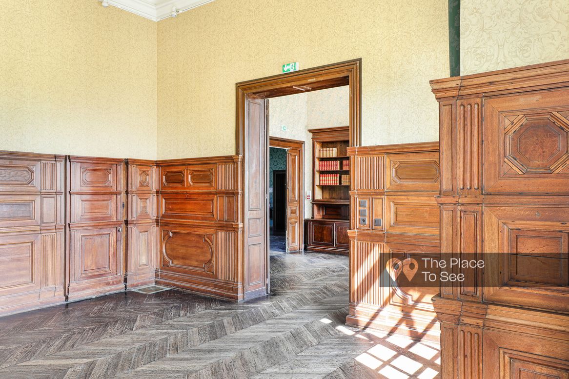 Salon