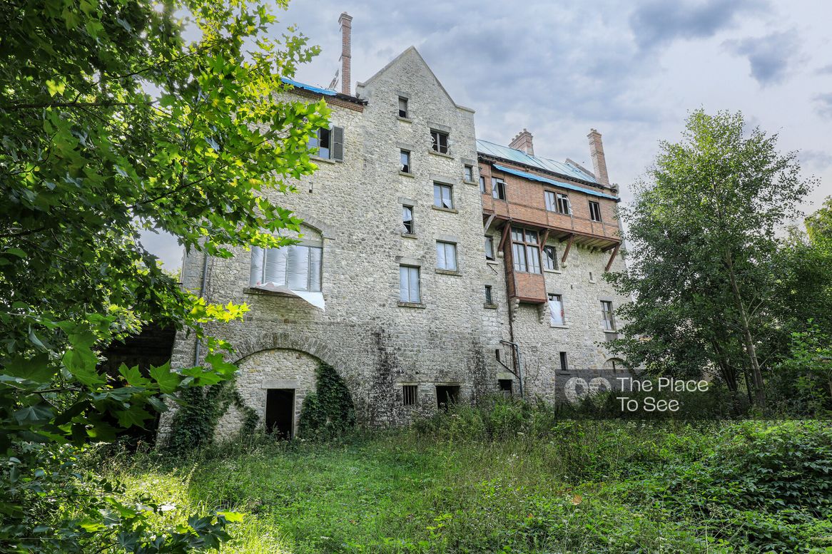 Façade