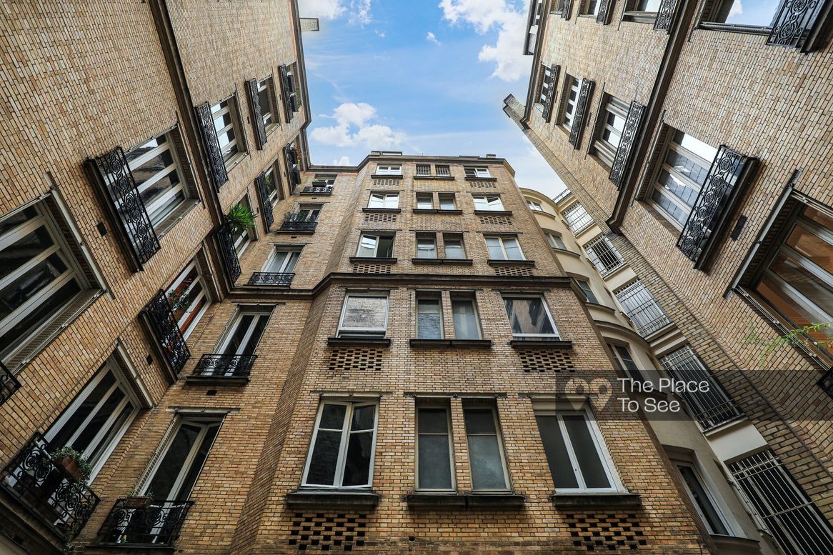 Façade