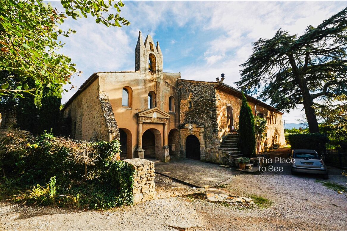 Façade