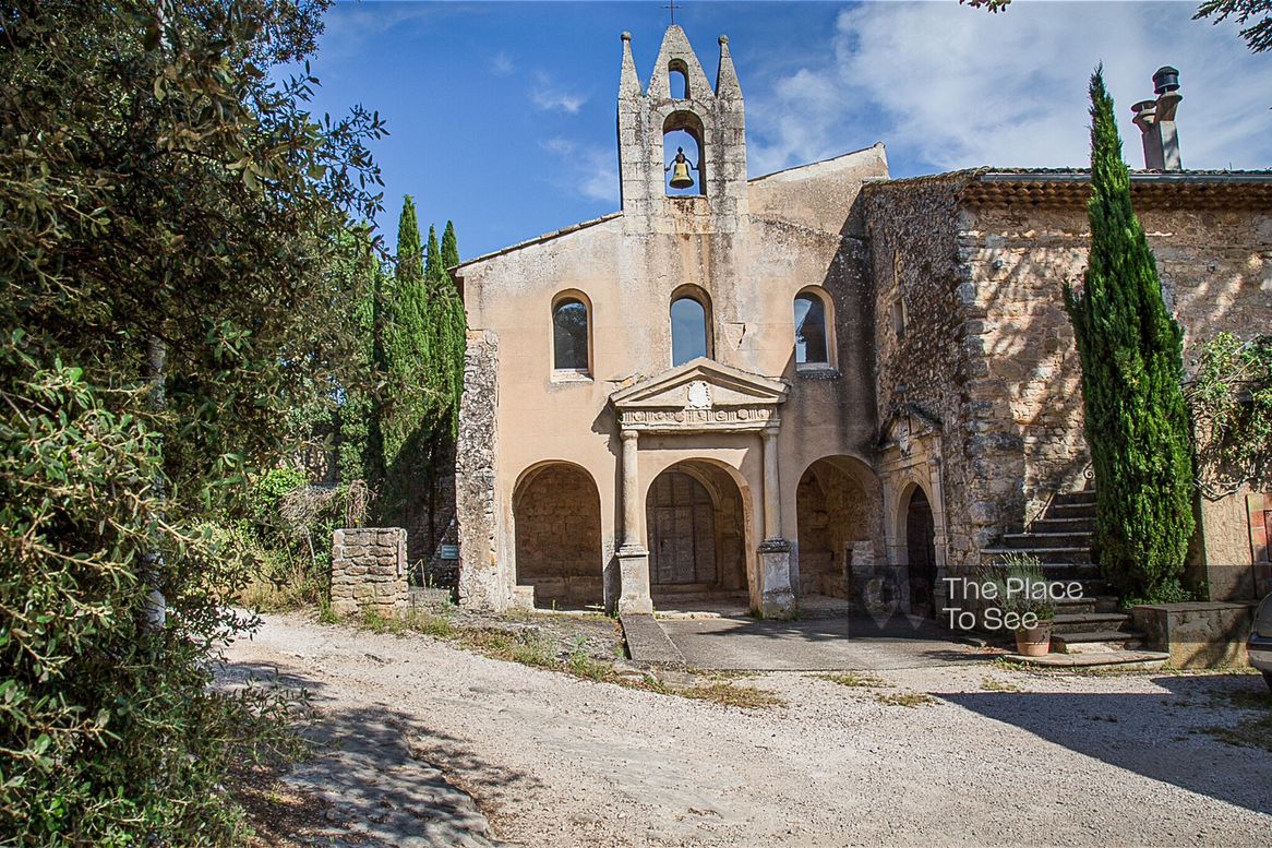 Façade