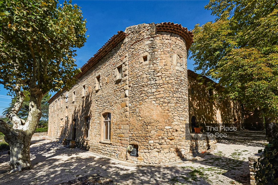 Façade