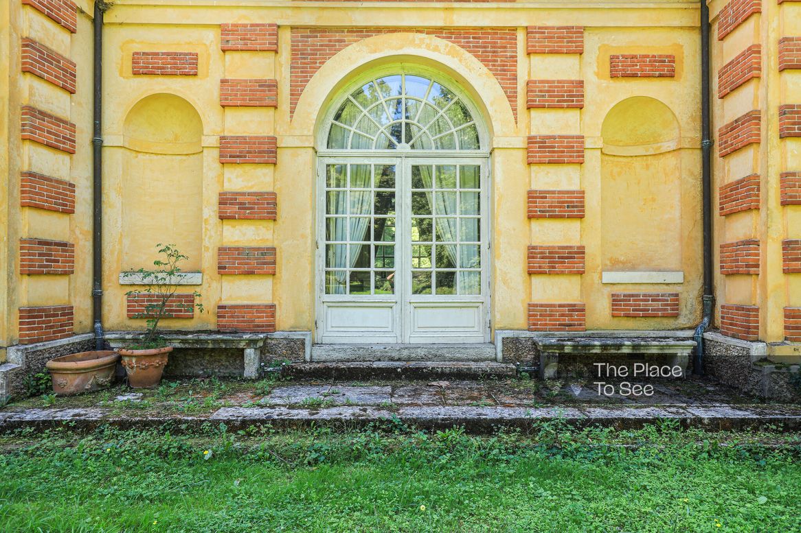 Façade
