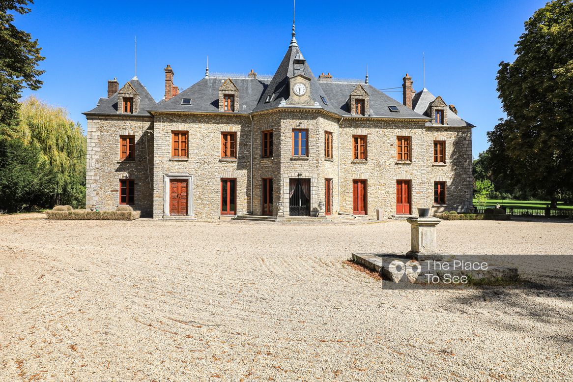 Cour