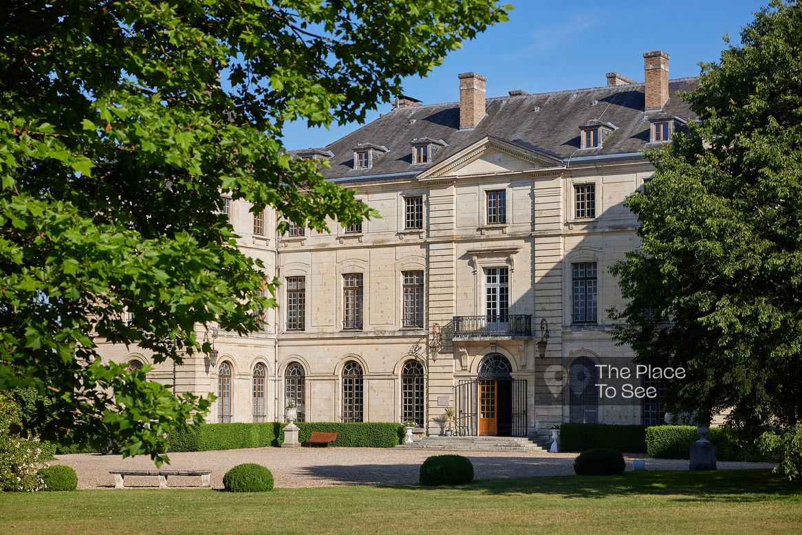 Façade