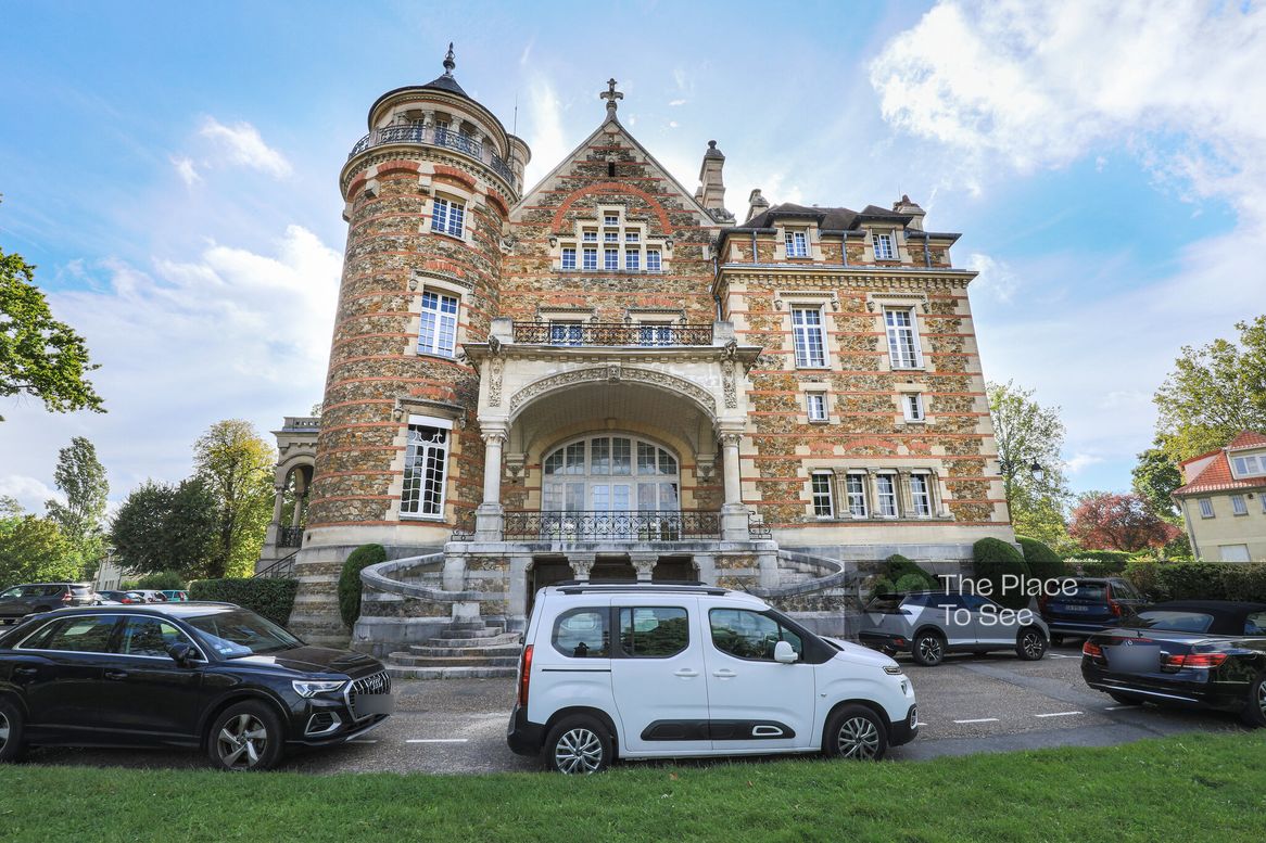 Façade
