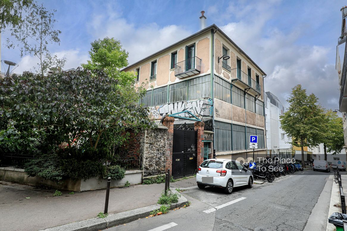Façade