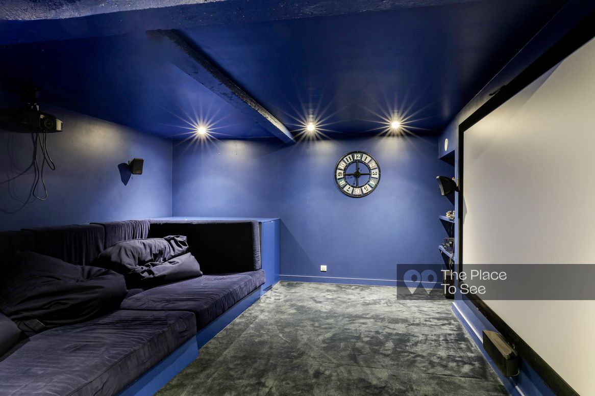 Home Cinema