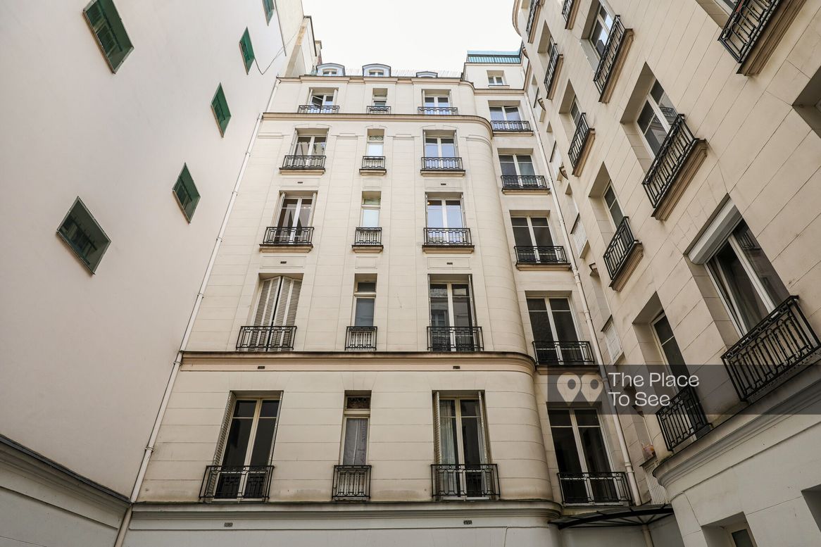 Façade