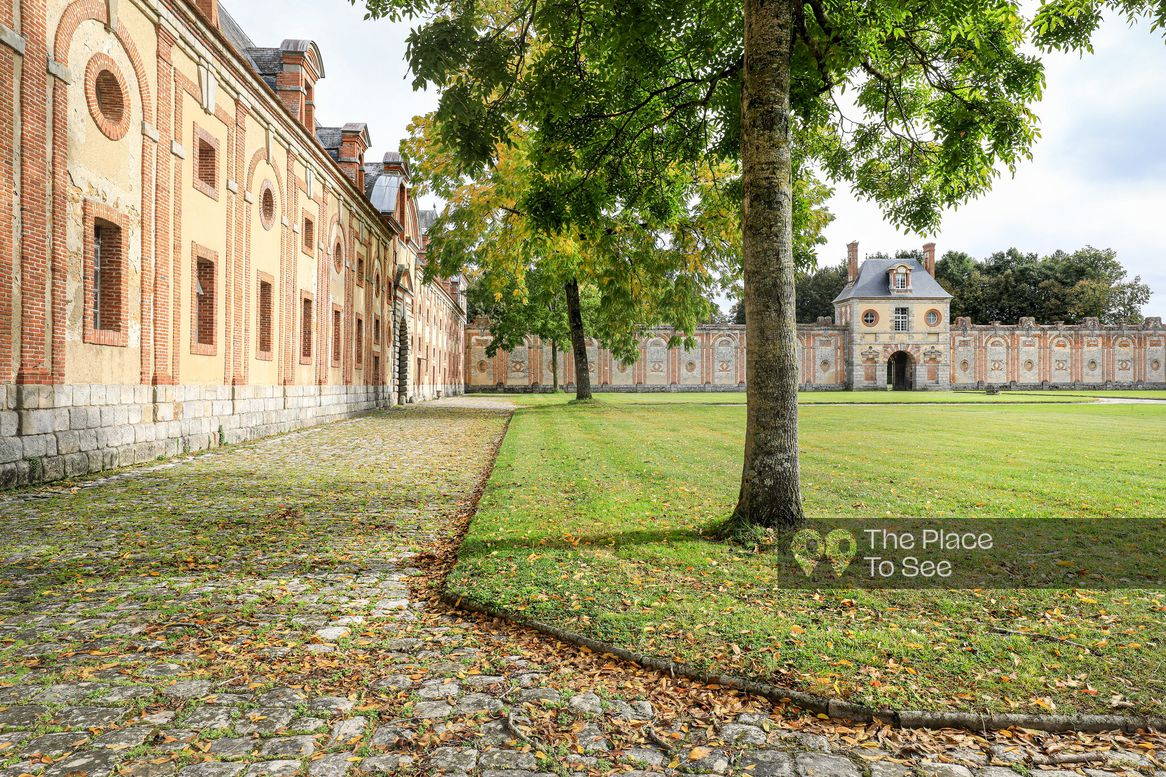 Cour
