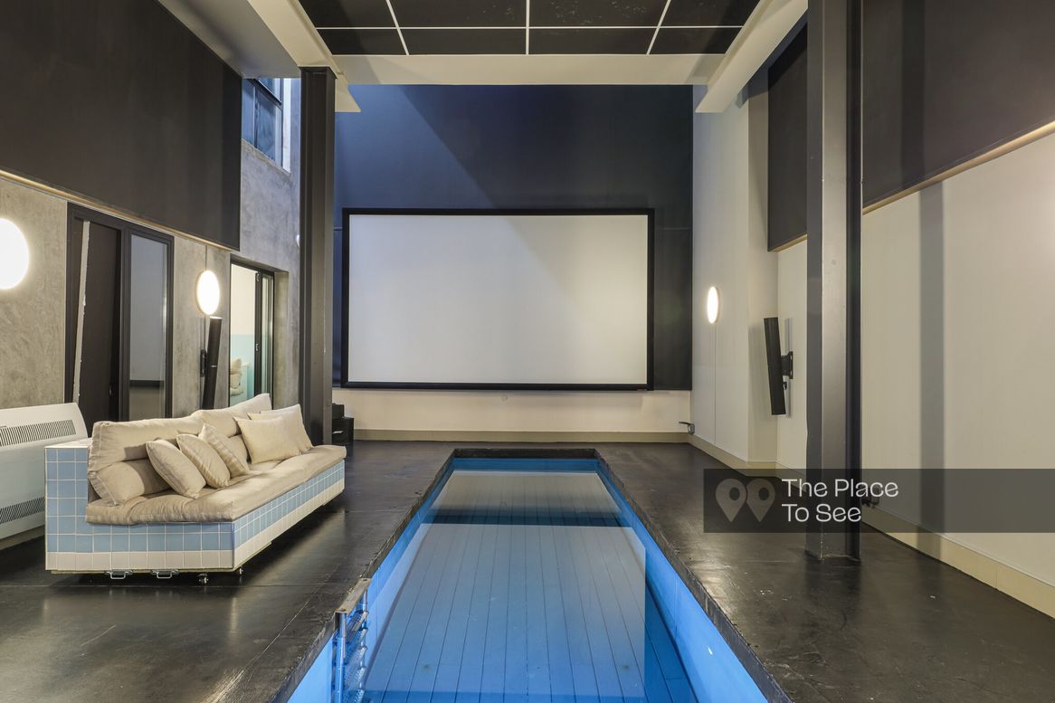 Piscine intérieure
