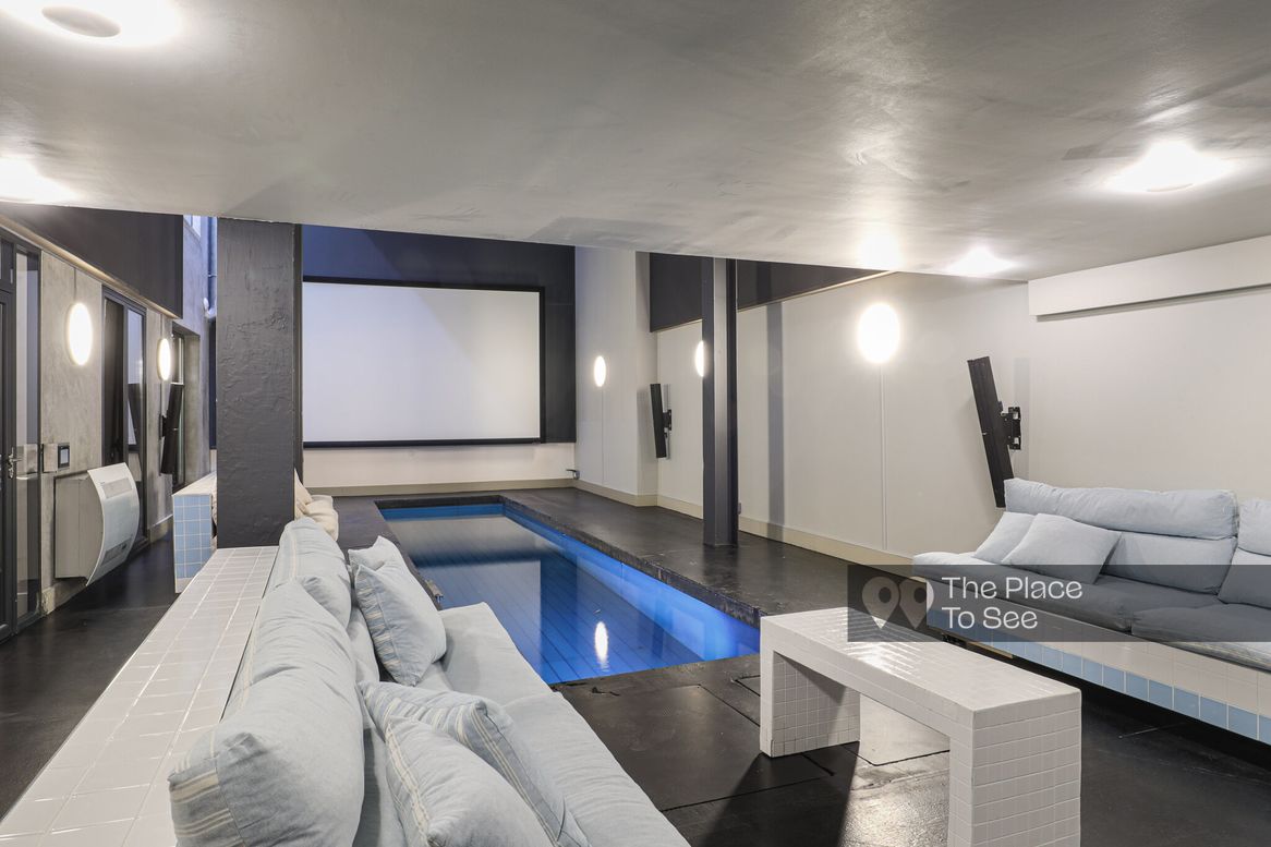 Piscine intérieure