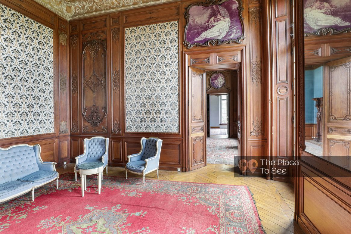Salon