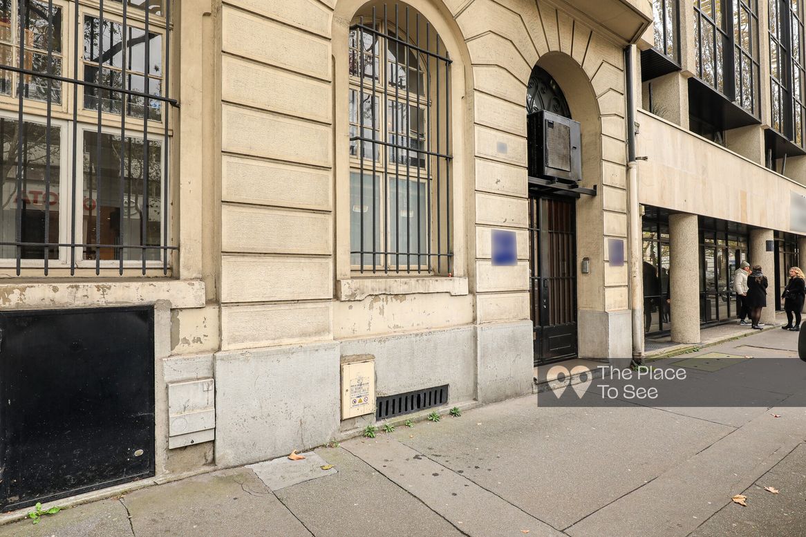 Façade