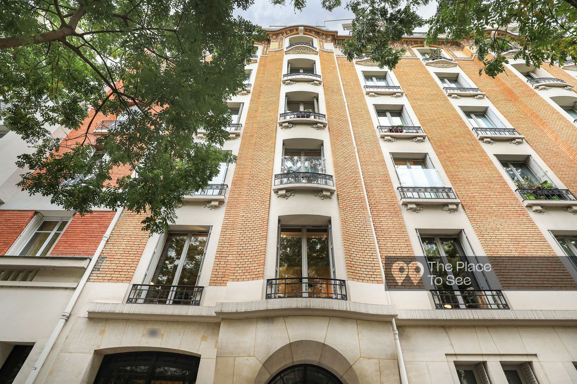 Façade