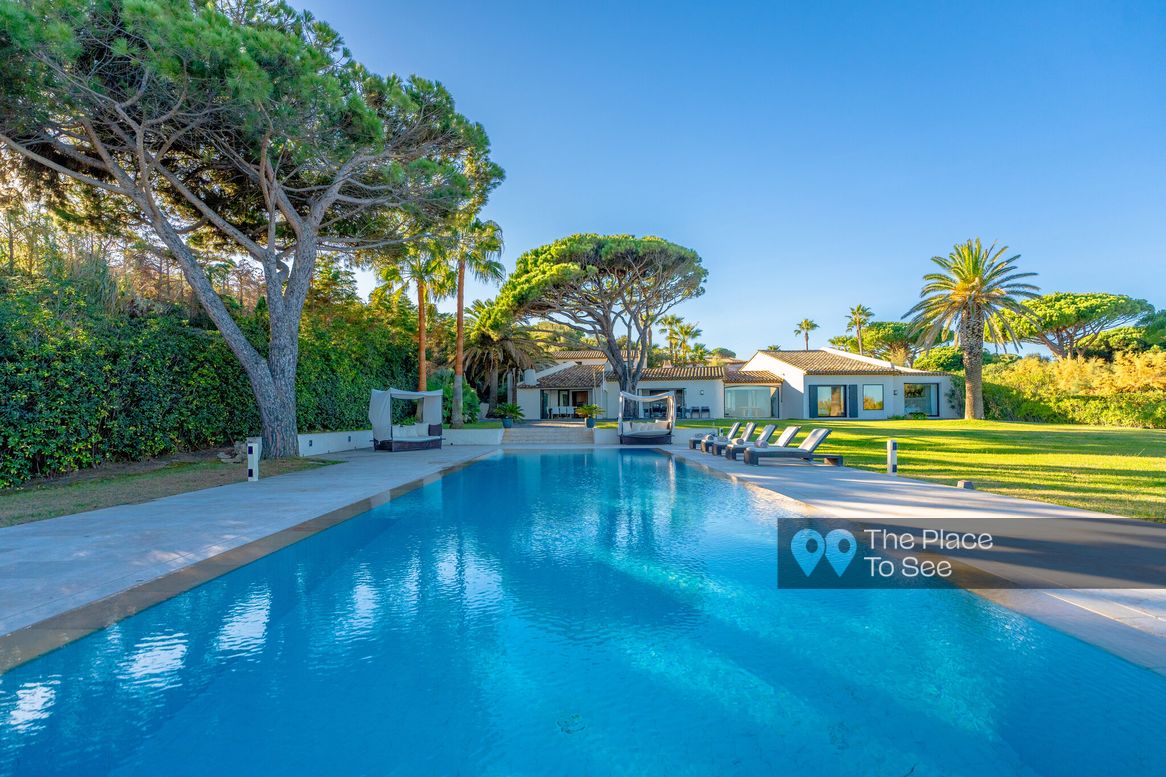 Outdoor swimming pool